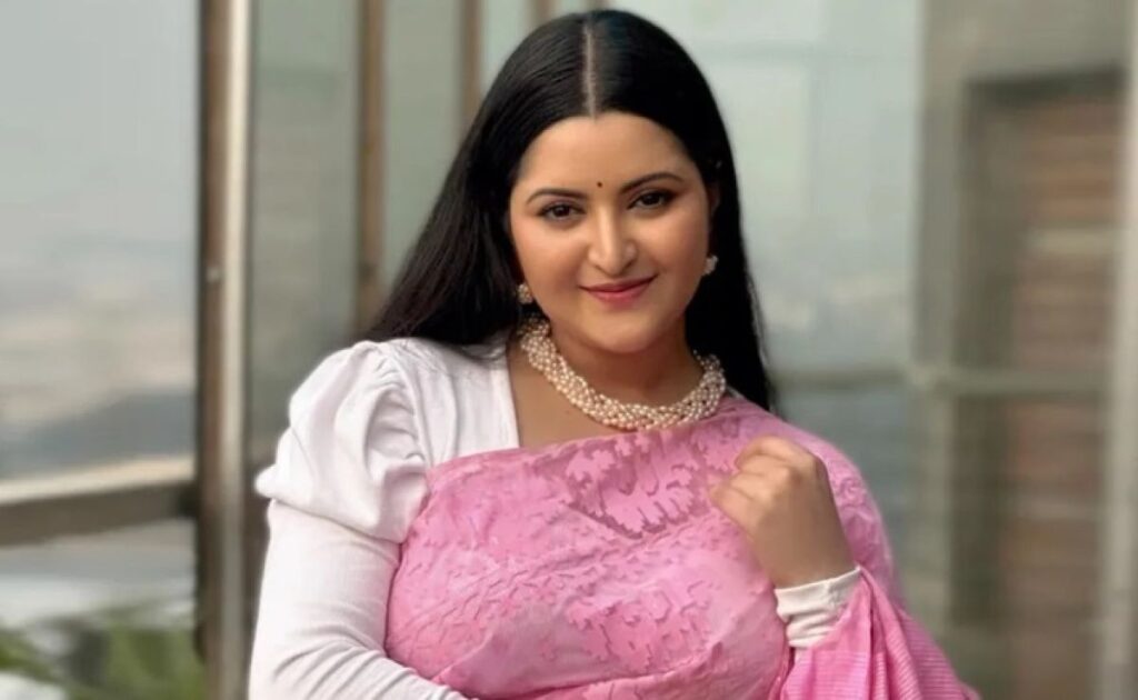 বঙ্গবন্ধুর মৃত্যুবার্ষিকীতে পরীমনির শ্রদ্ধা