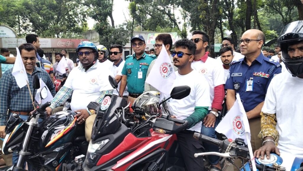 গাজীপুরকে শব্দদূষণমুক্ত করতে জেলা প্রশাসকের সাইলেন্ট র‍্যালি